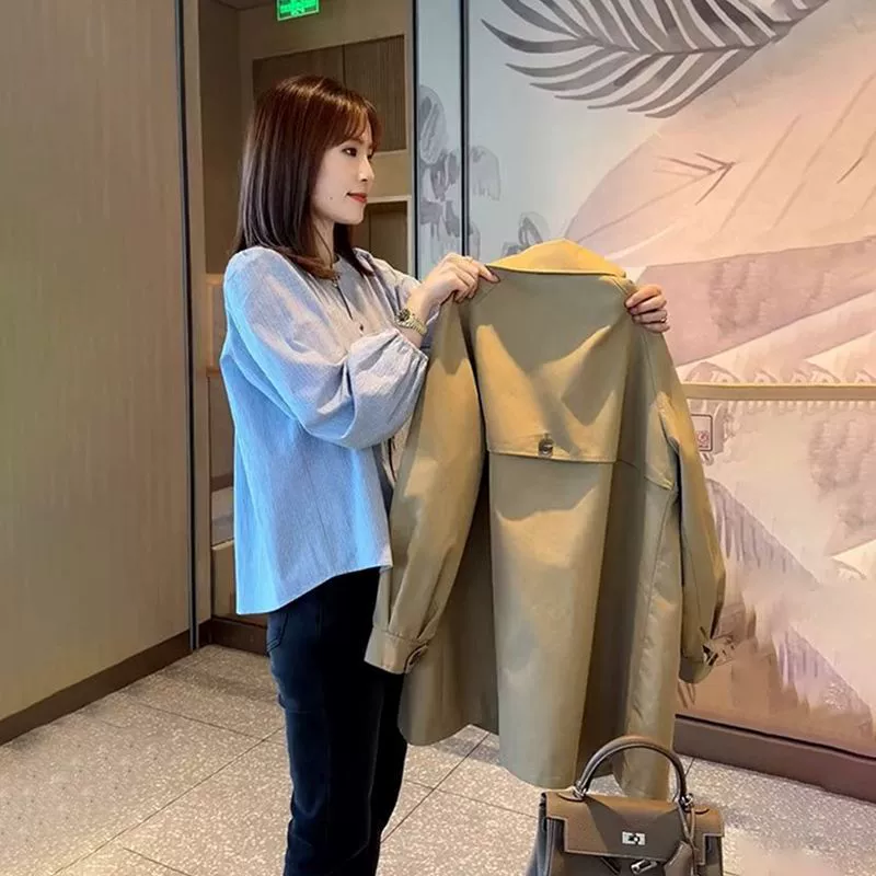 Женская ветровка цвета хаки, весна-осень 2025, новый стиль, маленькая, ароматная, европейский стиль, средней длины, верхняя одежда