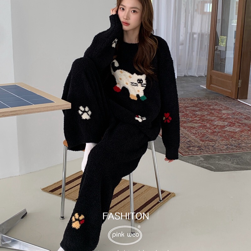 2026 Half Velvet Women's Kitten Pajamas Autumn and Winter Long Pants Long Sleeve Soft and Cozy High-End Home Wear Suitable for Outdoor Wear