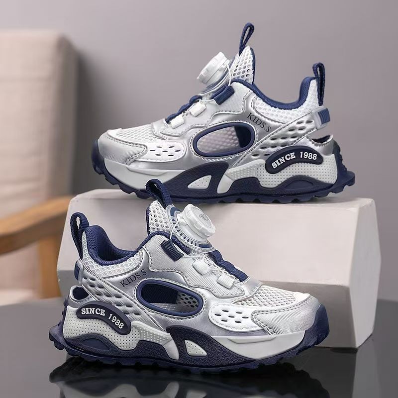 Sandalias para niñas 2025 nuevos zapatos casuales para niños de verano zapatos de malla de aire huecos para niños zapatos deportivos para niños de mediana edad image 4