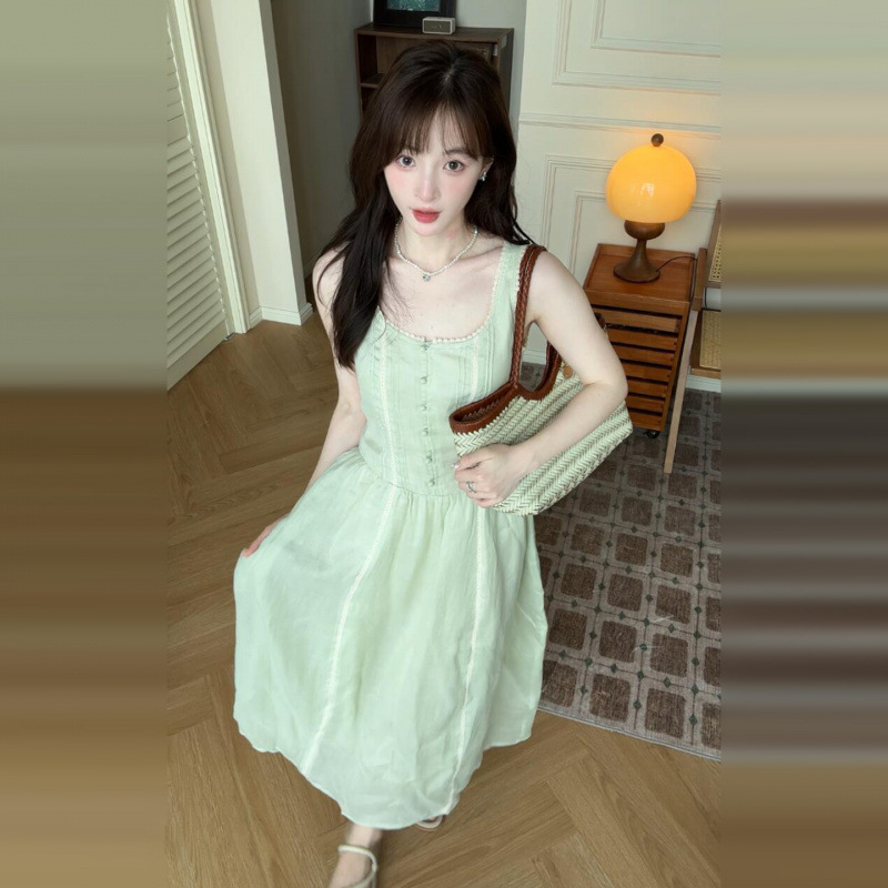 法式绿色背心连衣裙女2025夏季新款高级感度假修身收腰无袖长裙子|undefined
