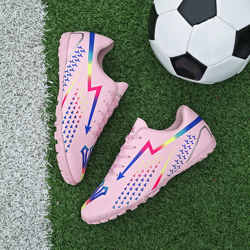 Nuevos zapatos de fútbol de clavos transfronterizos zapatos de entrenamiento deportivo de adultos hombres y mujeres zapatos de entrenamiento de clavos adolescentes al por mayor