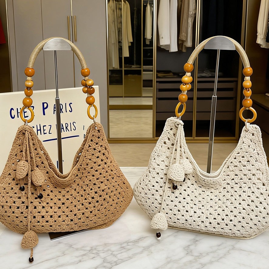 Hollow-Out Large-Capacity Woven Bag, Versatile and Stylish Underarm Bag, Vacation-Style Beach Bag, Niche Light Luxury Tote Bag, Women's Bag