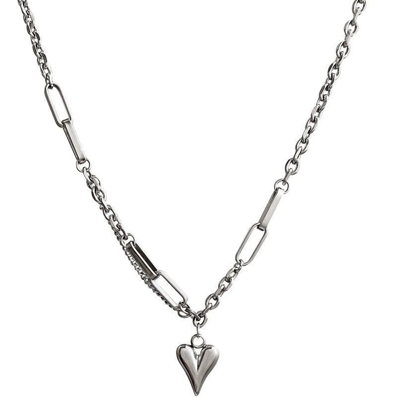 Ig Style Hip-hop Heart Shape Titanium Steel Pendant Necklace display picture 2