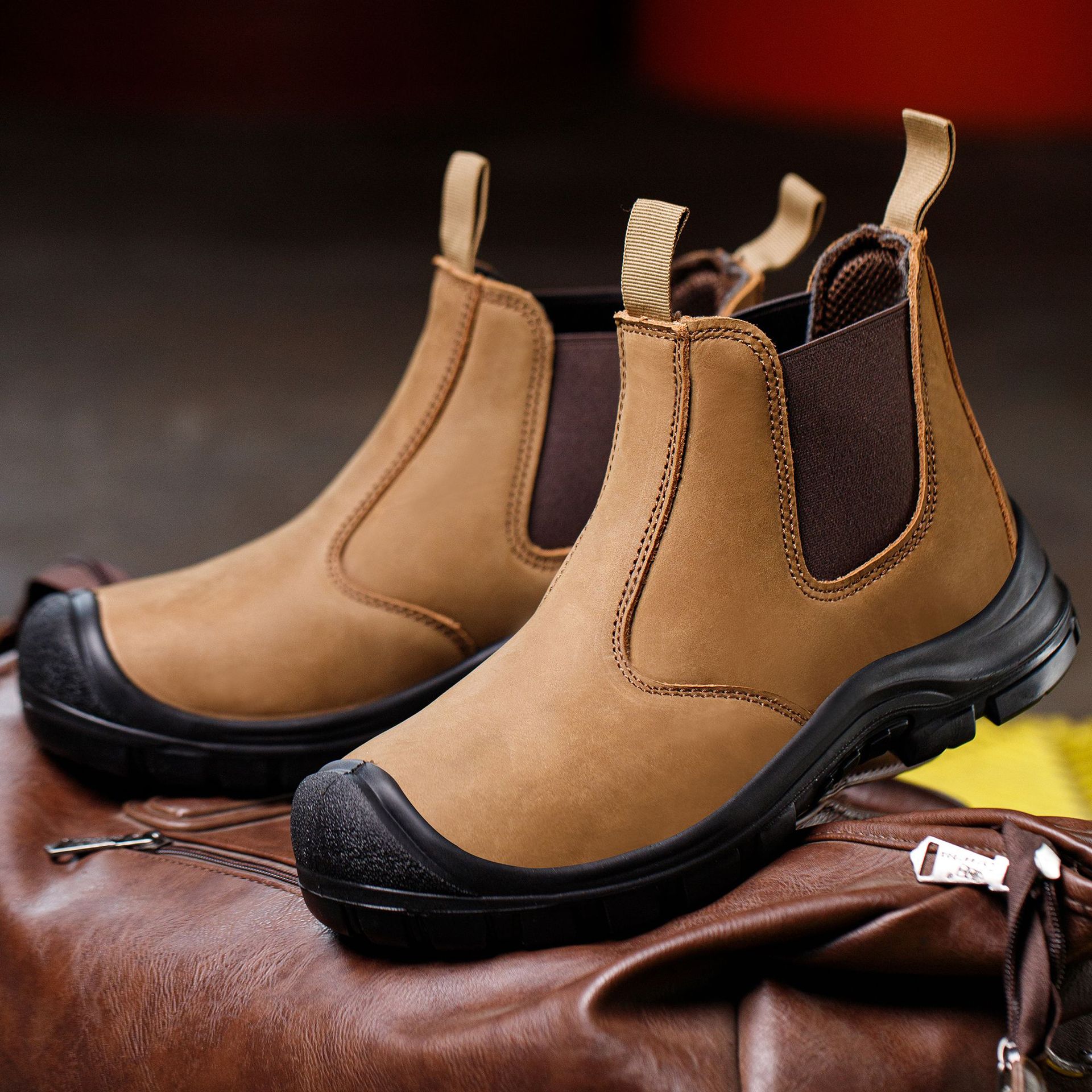 Men Special Work Shoes Men's Steel Toe Breathable Slip-On Safety Casual Fashion Work Shoes_vogvips.com