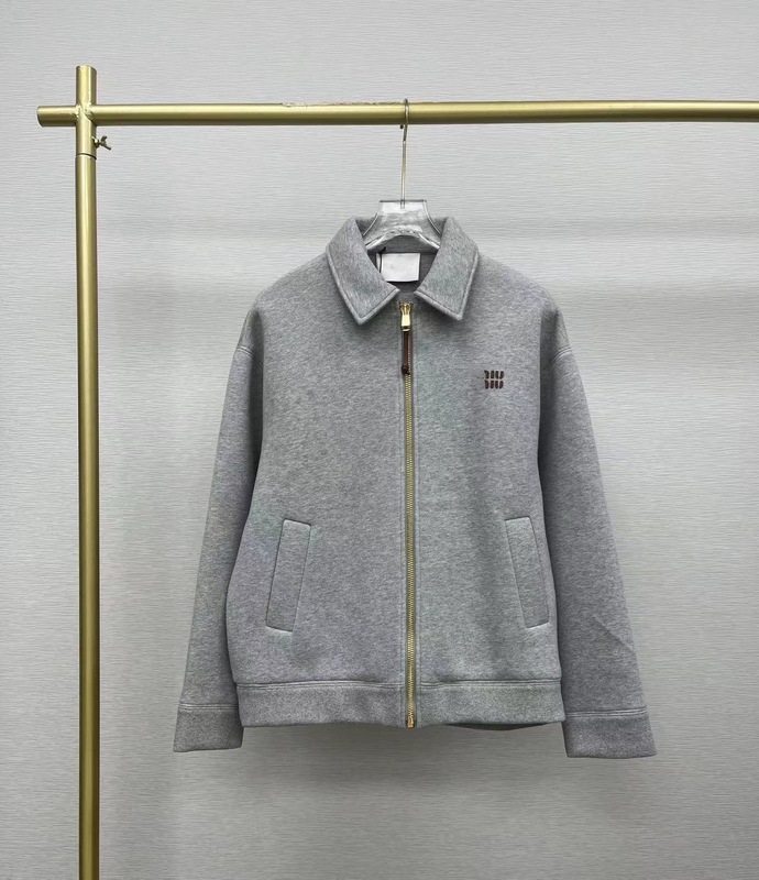 M's 2025 初秋の新作パッチ刺繍レターロゴスペースコットンジッパースウェットシャツ男性と女性用|undefined