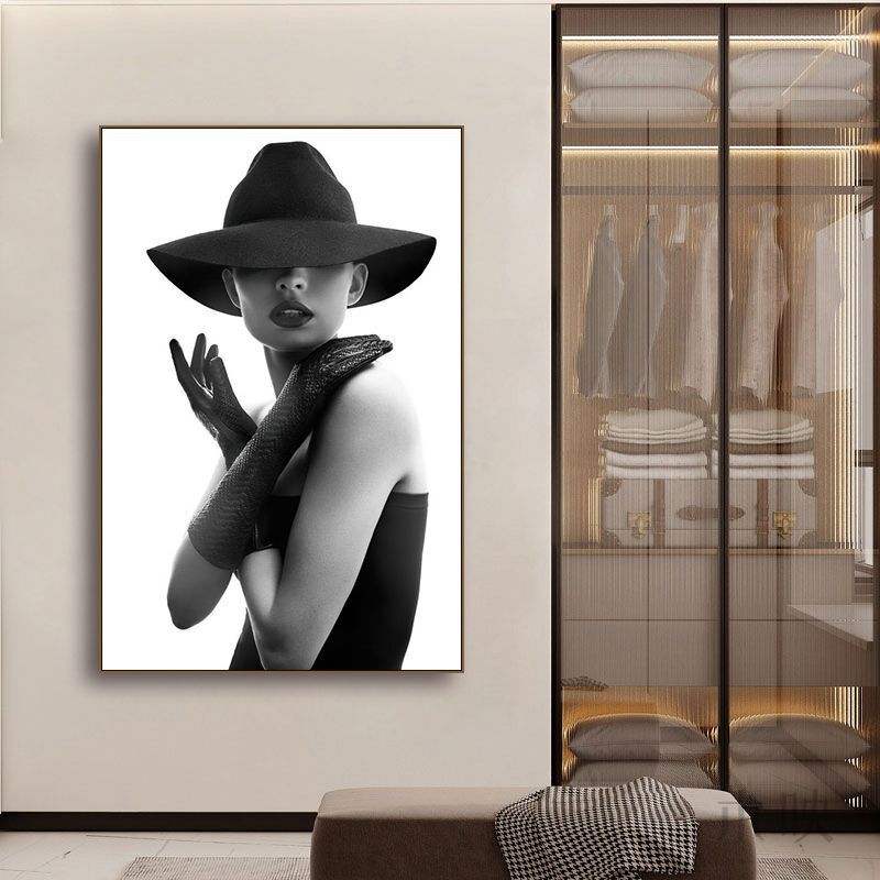 Black and White Gray Fashion Decorative Painting Women's Clothing Store Light Luxury Style Wall Hanging Painting Art Character High-End Mural