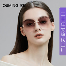 �¿��������ī�R�ļ�����u׃ɫ�߼���Ůʿ̫����R�����⾀7220