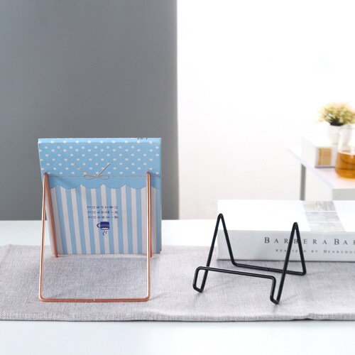 Manufacturer Direct Sale Gold Rose Iron Flat Stand Lazy Person Movie Watching Phone Stand Photo Frame Picture Stand