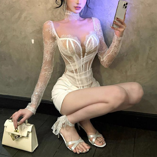 �������Ú��|�Ը����bŮ���＾�ٽz�����L�����°��ζ�Ƥȹ�ɼ���