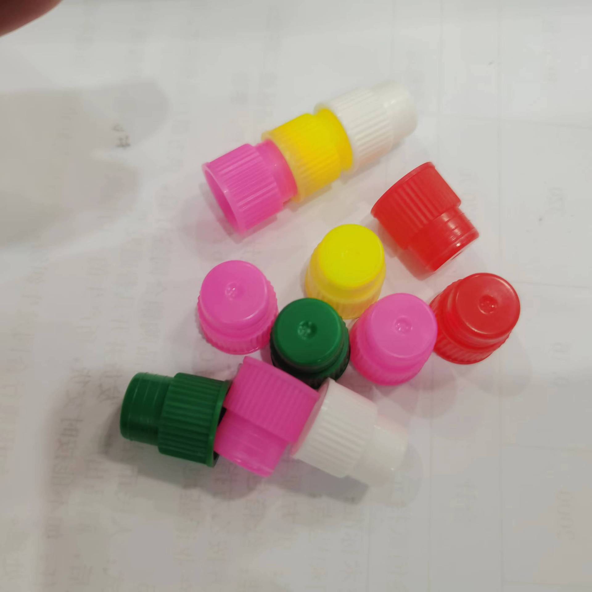 11mm塑料试管塞  柱形试管塞 放免试管塞 玻璃试管塞 试管塞