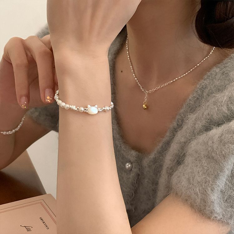 甘美な貝母の猫のブレスレットの女性の軽豪華な大衆のデザイン感の手はシンプルな親友を飾ります。|undefined