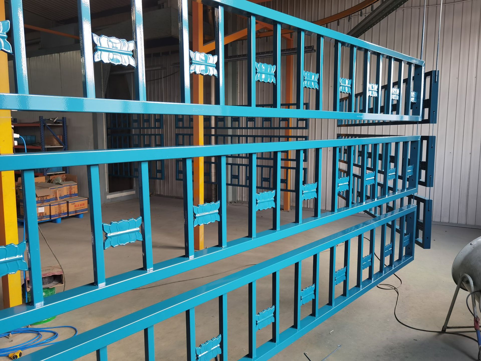 济宁生产厂家道路隔离栅  市政护栏 波形护栏