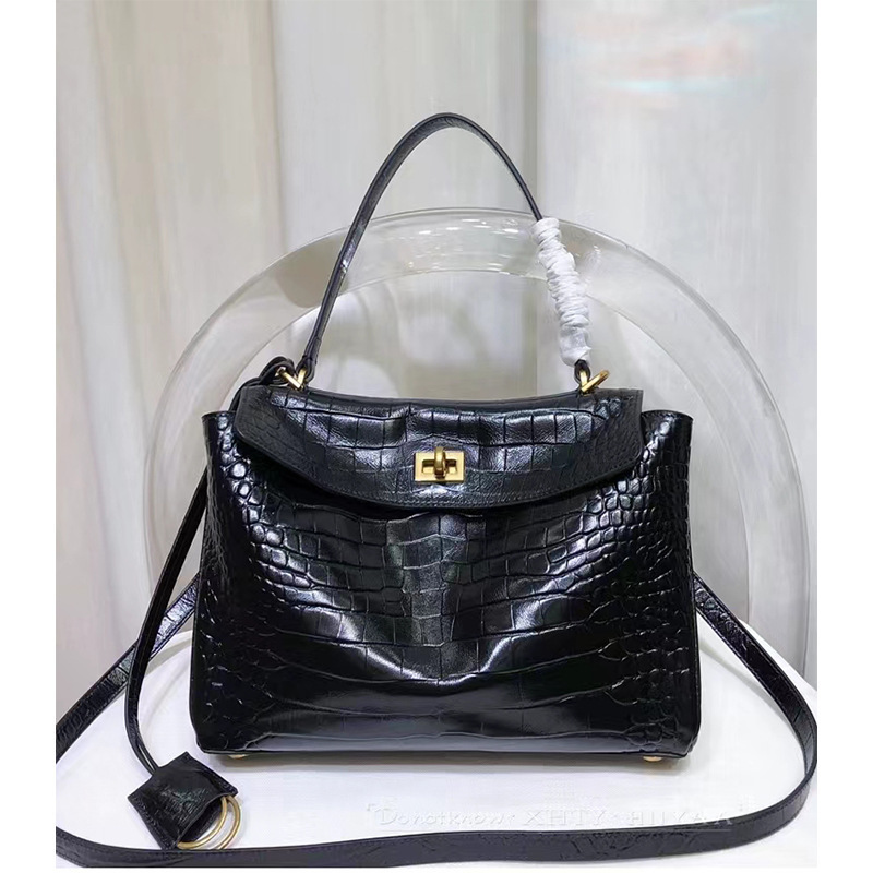 2024 nuevo bolso de cuero B de gran capacidad bolso tote de hombro único femenino bolso de cercanías bolso axila bolso rodeo