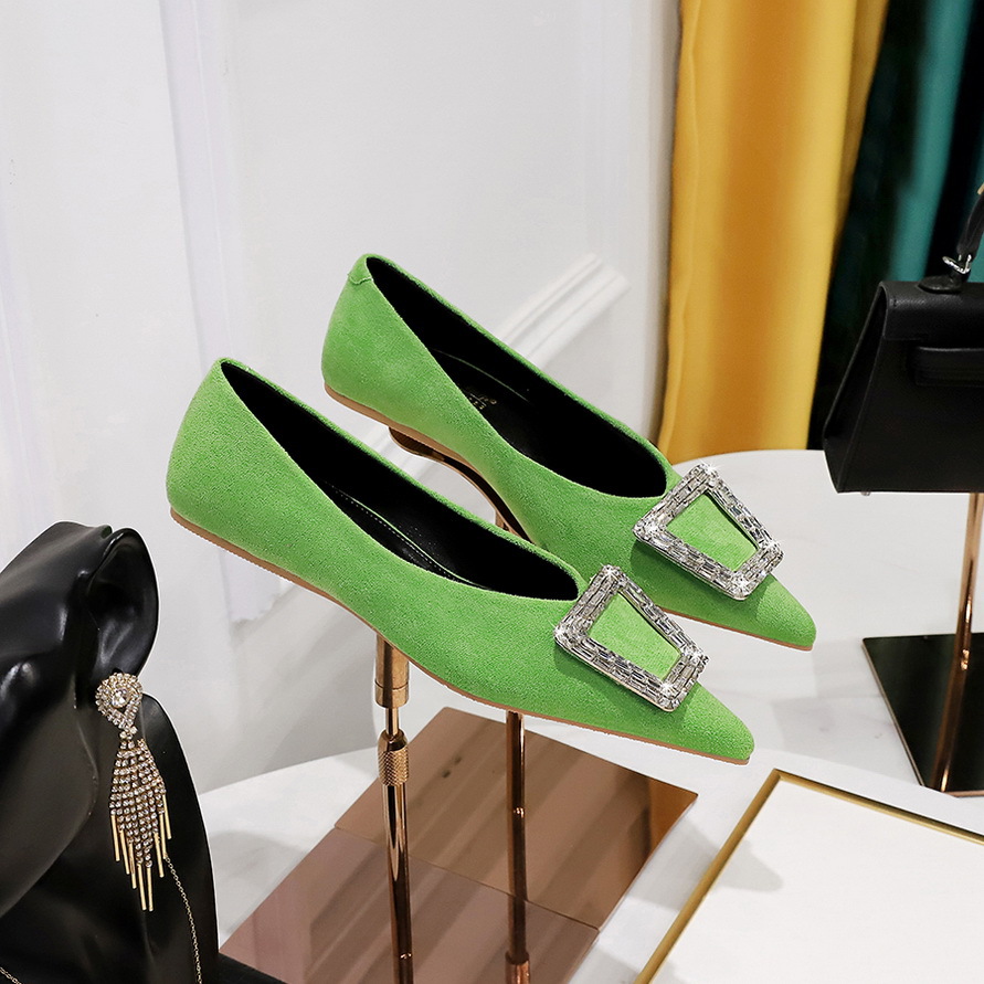 2873-K18 Korean version fashionable flat bottomed women's shoes with suede V-shaped mouth, shallow mouth, pointed water diamond buckle, flat heel sole