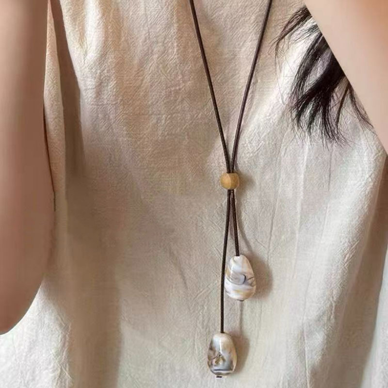 Otoño y invierno minimalistas collares colgante de goteo de Feng Shui mujeres chaqueta larga suéter cadena casual accesorios de lujo ligero