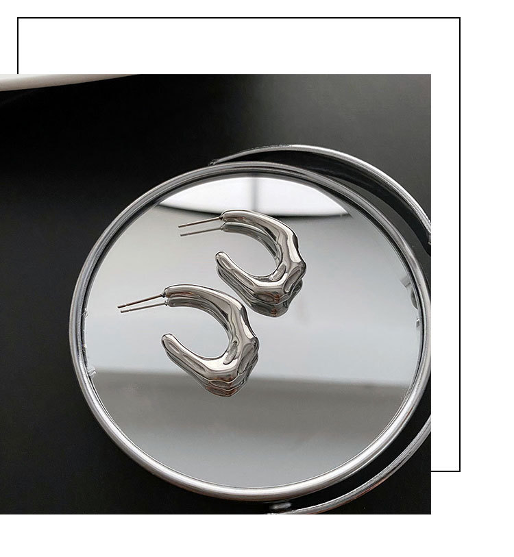 1 Pair Fashion C Shape Irregular Plating Titanium Steel Ear Studs display picture 4