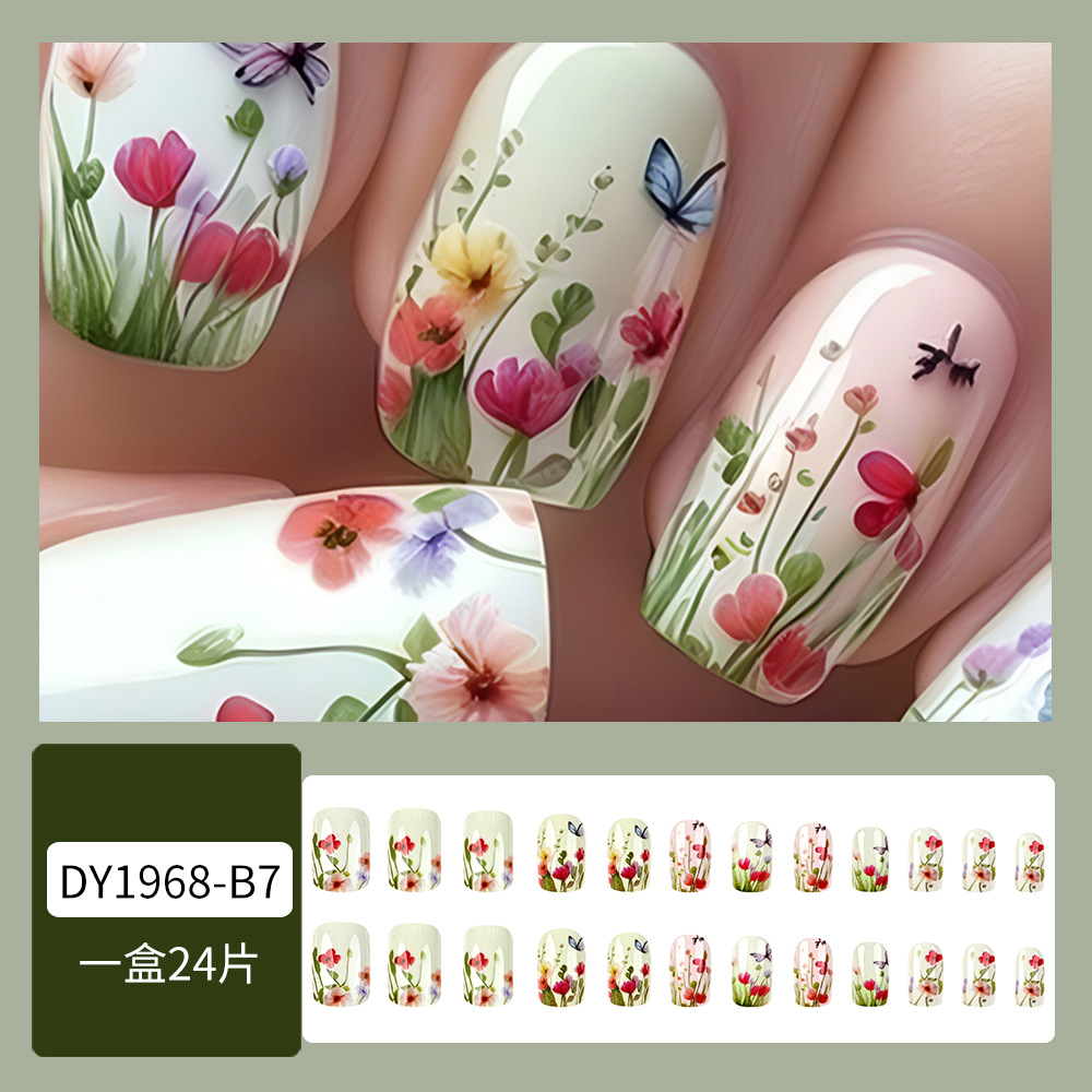 Flor simple Parche de uñas postizas terminado Mariposa dulce y fresca
