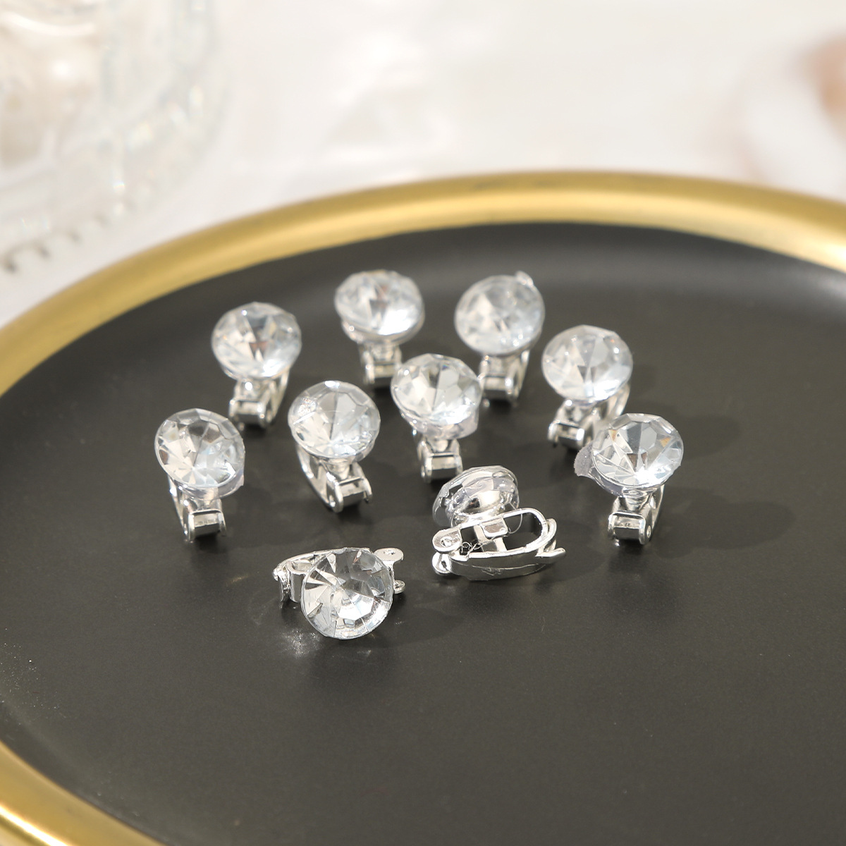 Shiny Women's Geometric Rhinestone Hair Clip display picture 4