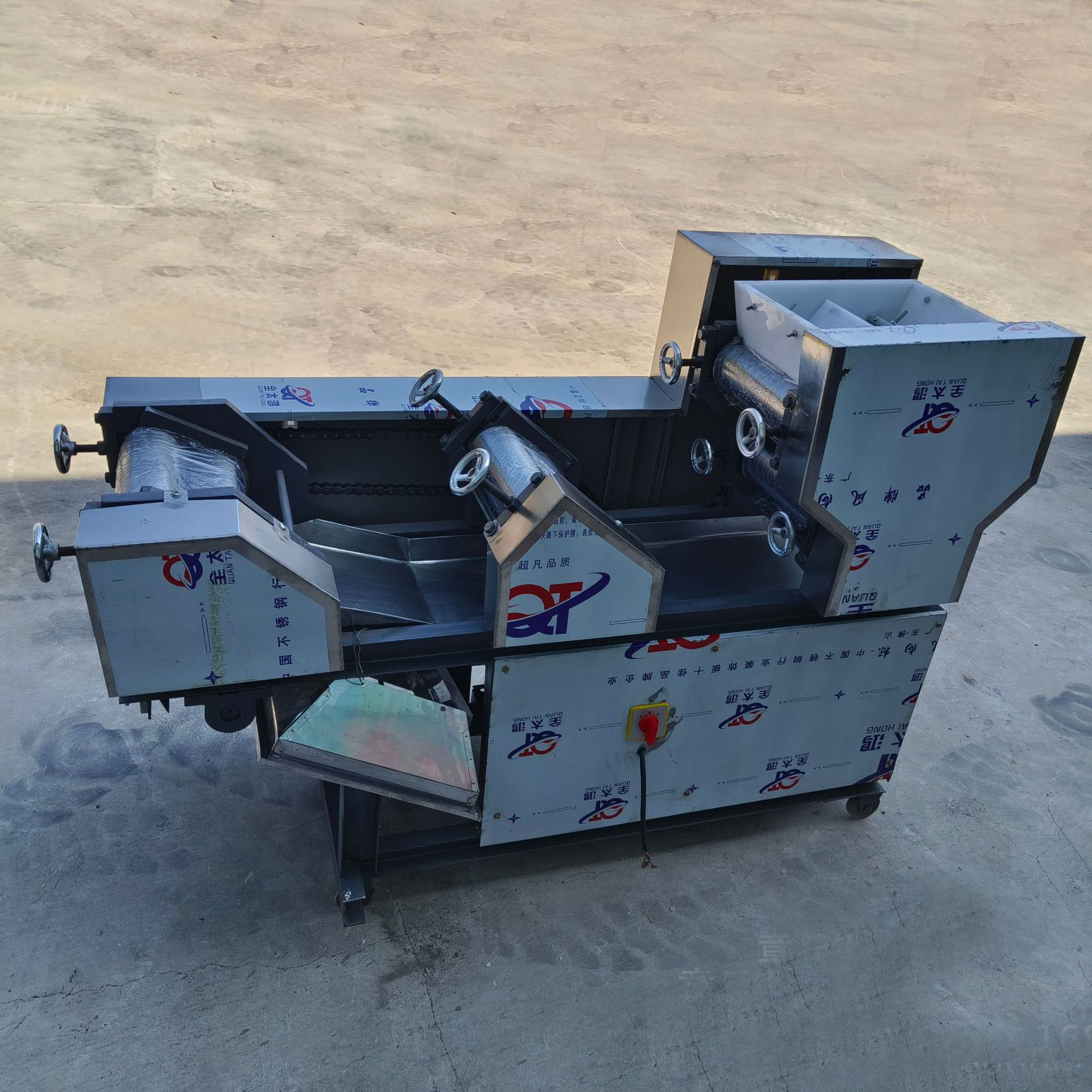 家用小型面条机 面馆商用50型面条机 全自动爬杆叠皮5组挂面机