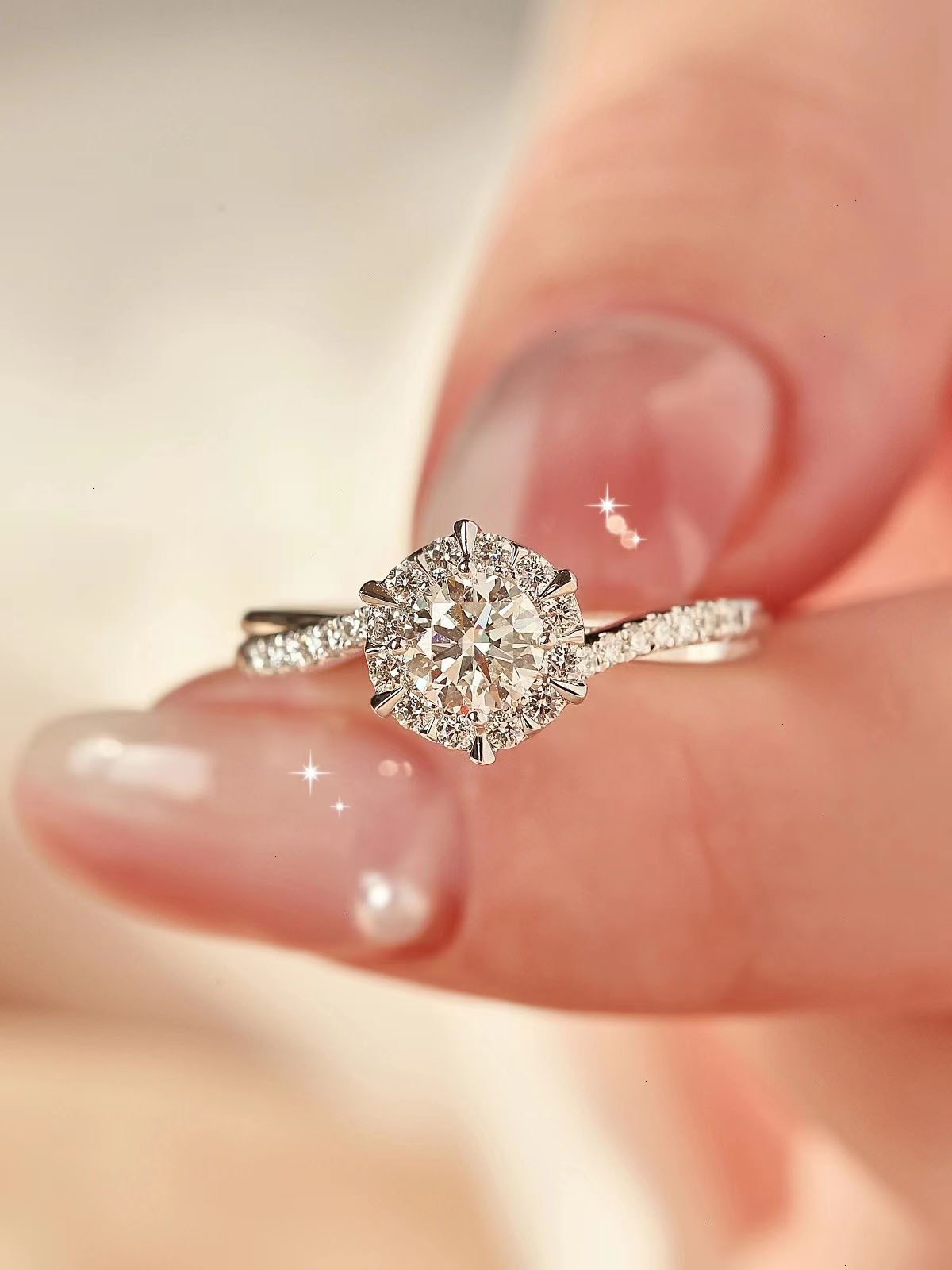 3g Weight 0.5ct, 2.0ct Carat Total Weight Moissanite, High Carbon Diamond Inlay Material 0.5ct 2.0ct 925 Sterling Silver Moissanite High Carbon Diamond Geometric Rings Moissanite Rings GRA Certificate