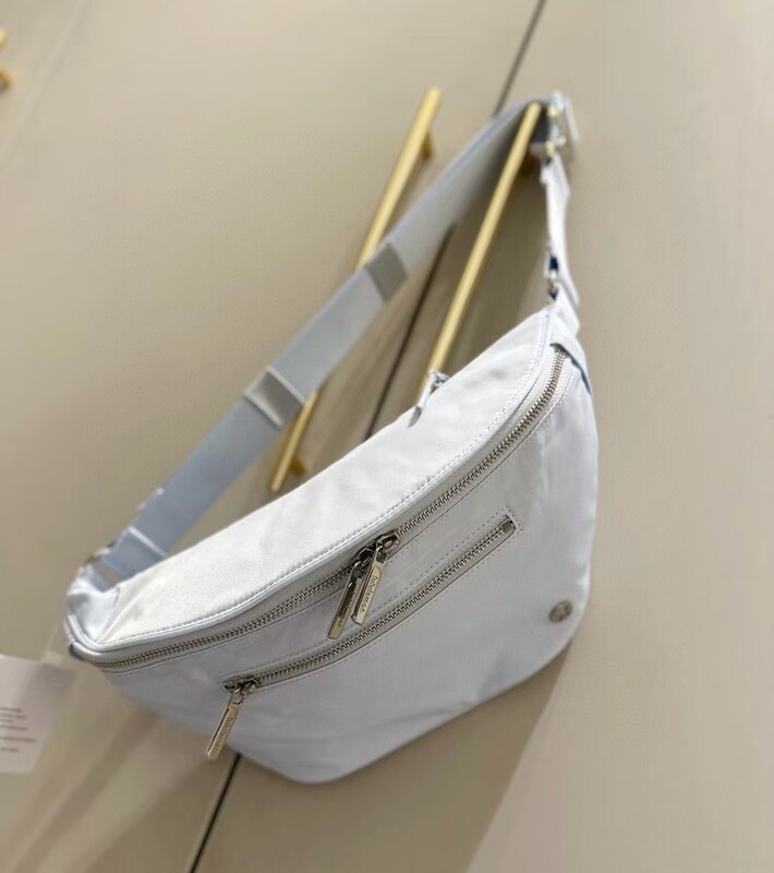 lululemon City Essentials Bag 3L男女运动胸包腰包单肩斜挎包|undefined