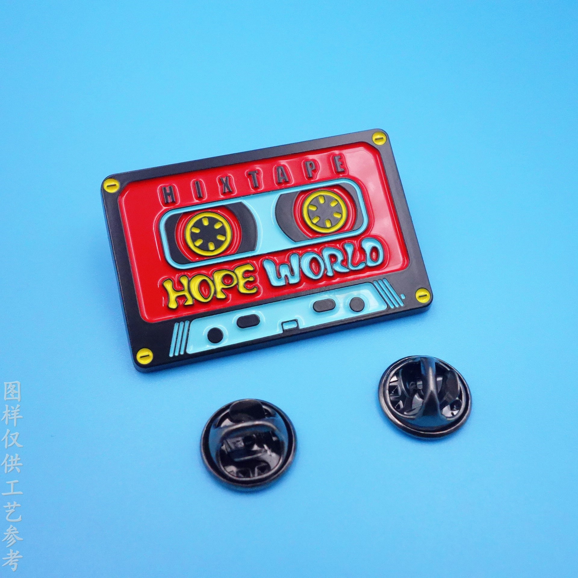 复古磁带金属徽章定制 录音机模型卡通徽章 锌合金烤漆礼品胸针