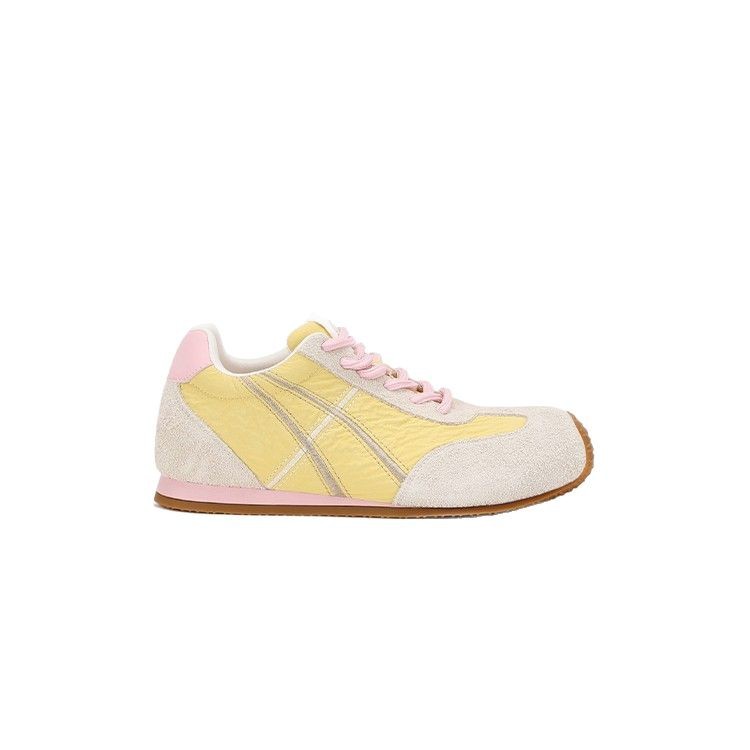 [Chao Bunan] super caliente dulce pequeño lindo ~ pequeña cabeza inclinada dentro de la altura de los zapatos deportivos casuales de entrenamiento de la mujer zapatos Gump