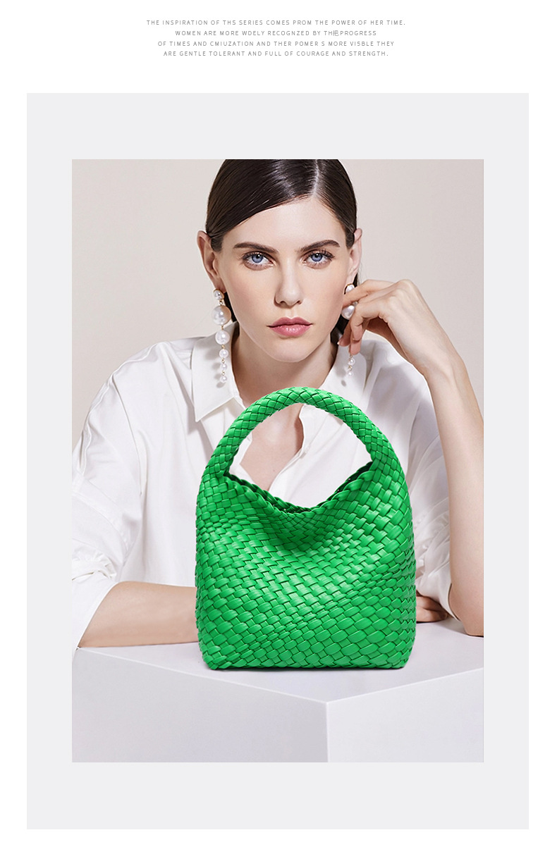 Ein Nischendesign gewebter Handtaschenkorb, modische trendige Umhängetasche mit einer Schulter, Sommer neue vielseitige Mutter und_voghion.com