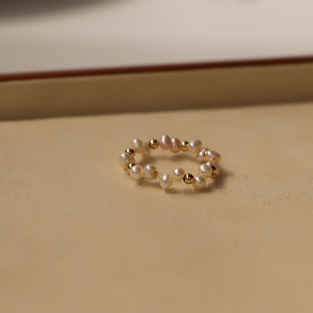 Woven sophisticated design elegant fashionable fresh ring pearl