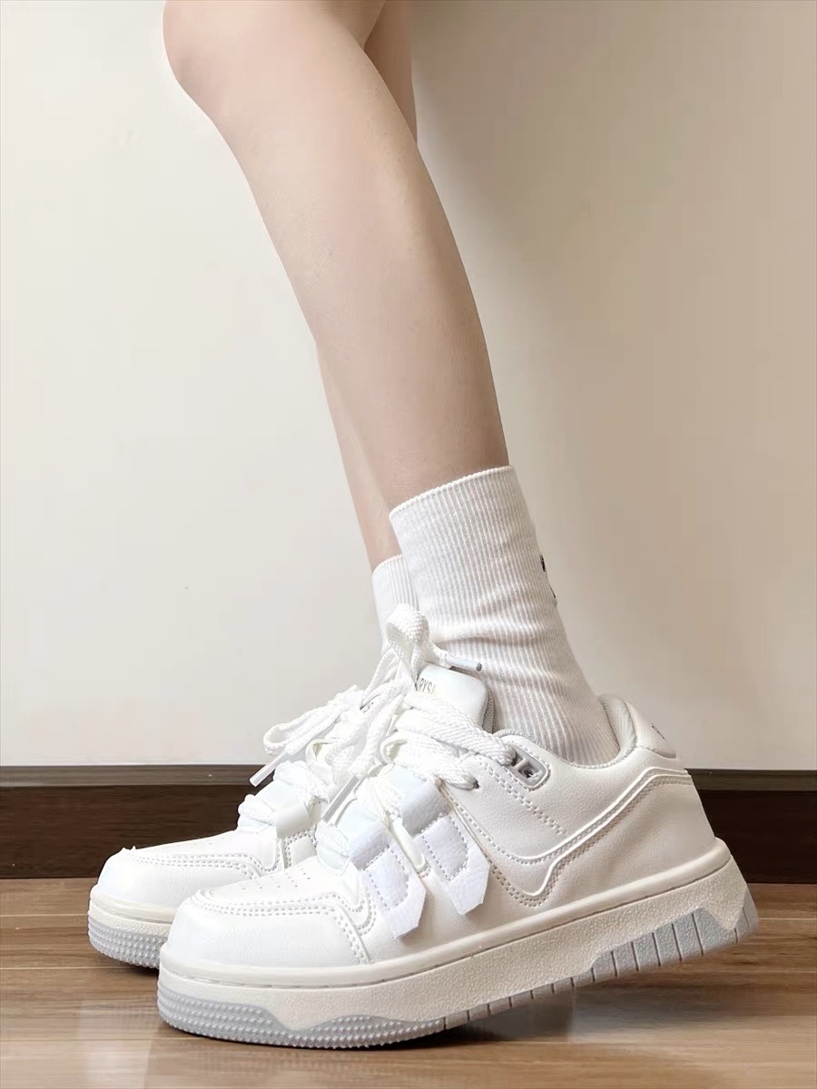 Couples, baskets de niche pour hommes, Instagram, chaussures de sport polyvalentes et décontractées super chaudes, nouvelle tendance pour l'automne 2024_voghion.com