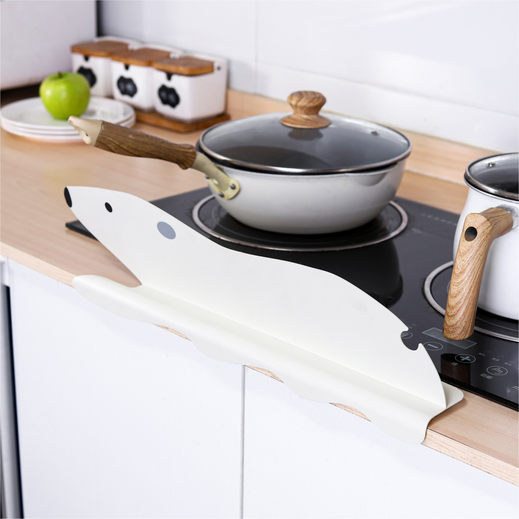 Sink suction cup water retaining plate kitchen dishwashing and vegetable washing splash-proof water baffle press adsorption bear water retaining plate