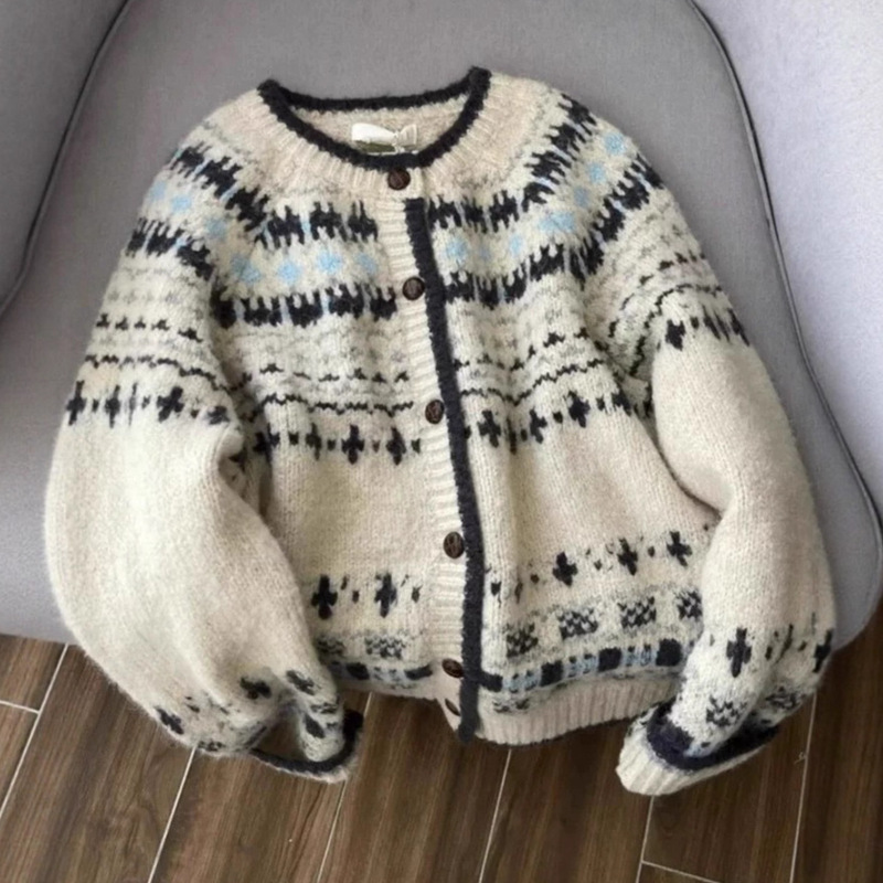 Korean Style Retro Fair Isle Knitted Sweater for Women in Autumn and Winter Loose Slim Round Neck Single-Breasted Long-Sleeved Top Jacket
