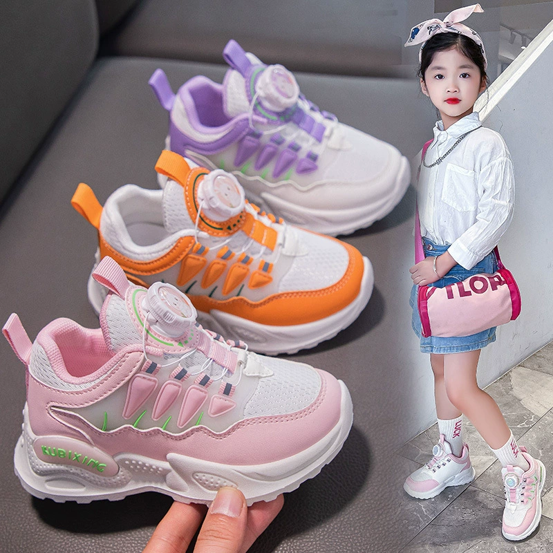 Детские сетчатые дышащие кроссовки 2024, новые Нескользящие кроссовки с мягким дном и вращающимися пуговицами, повседневная обувь для бега для мальчиков и девочек