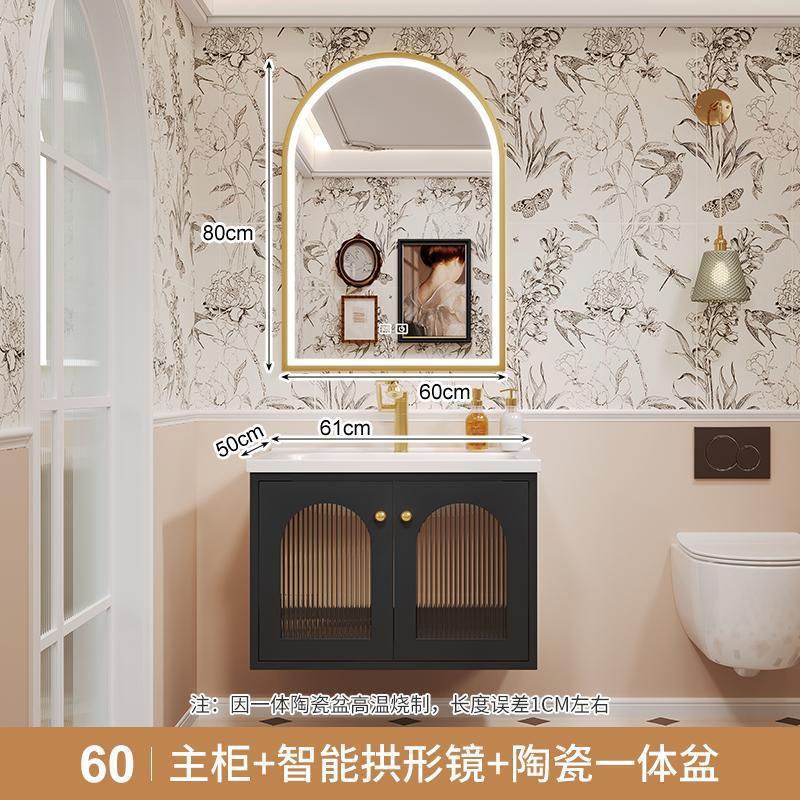 60 espejo arqueado de marco de oro negro con accesorios de grifo