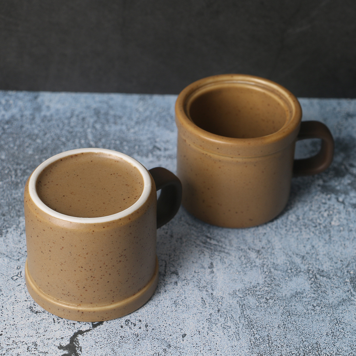 Taza de exportación de comercio exterior dby mate ganso azul piedra suave punto amarillo óxido taza de color taza personal de tamaño pequeño