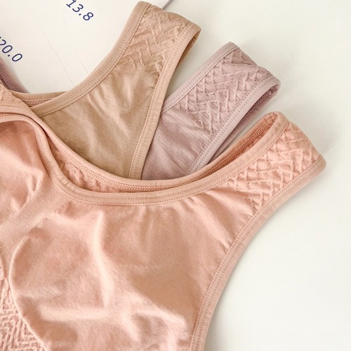 Ultra-thin single-layer underwear without underwire, lightweight and comfortable, suitable for middle-aged and elderly women