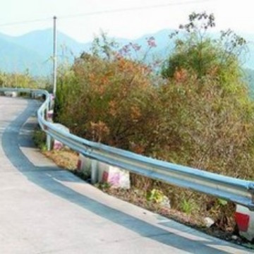 广州   高速公路护栏 波形护栏 热镀锌护栏板