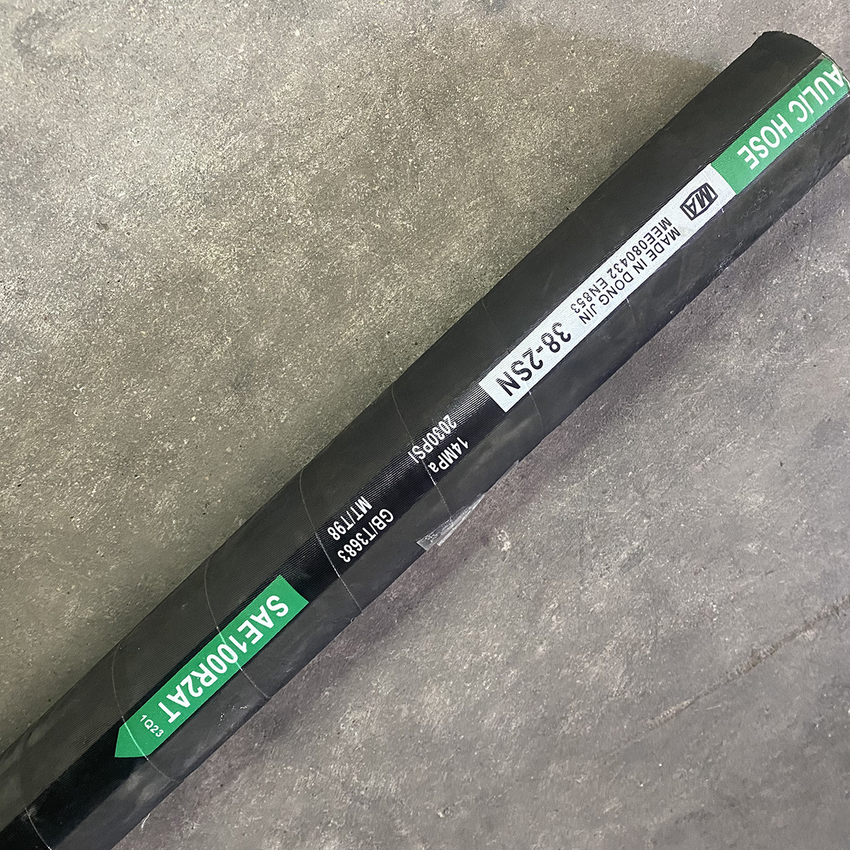 ������ѹ���ܳ���2��Һѹ��˿��SAE100R2AT ��ĥҺѹ��ѹ�͹��ܳ�