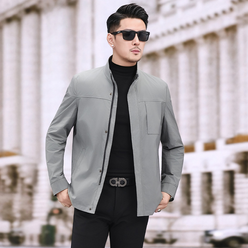 New autumn/winter men's jacket, stylish and casual, with a stand-up collar and loose fit, versatile for young and middle-aged men.