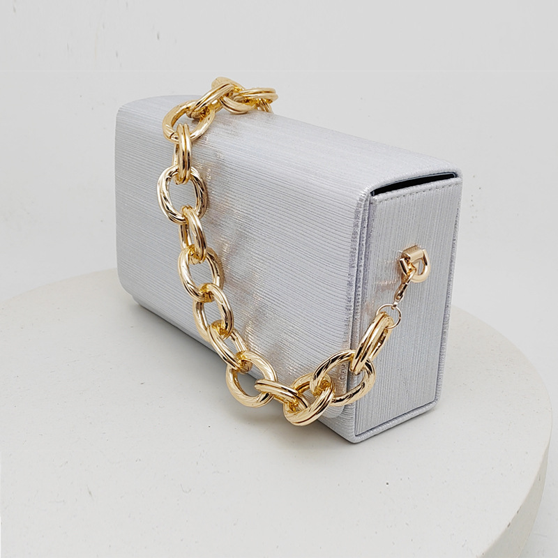 Bolsa de cena de moda europea y americana simple bolsa de novia bolsa de vestido de fiesta bolsa cuadrada amarilla fábrica de Chaozhou venta directa transfronteriza