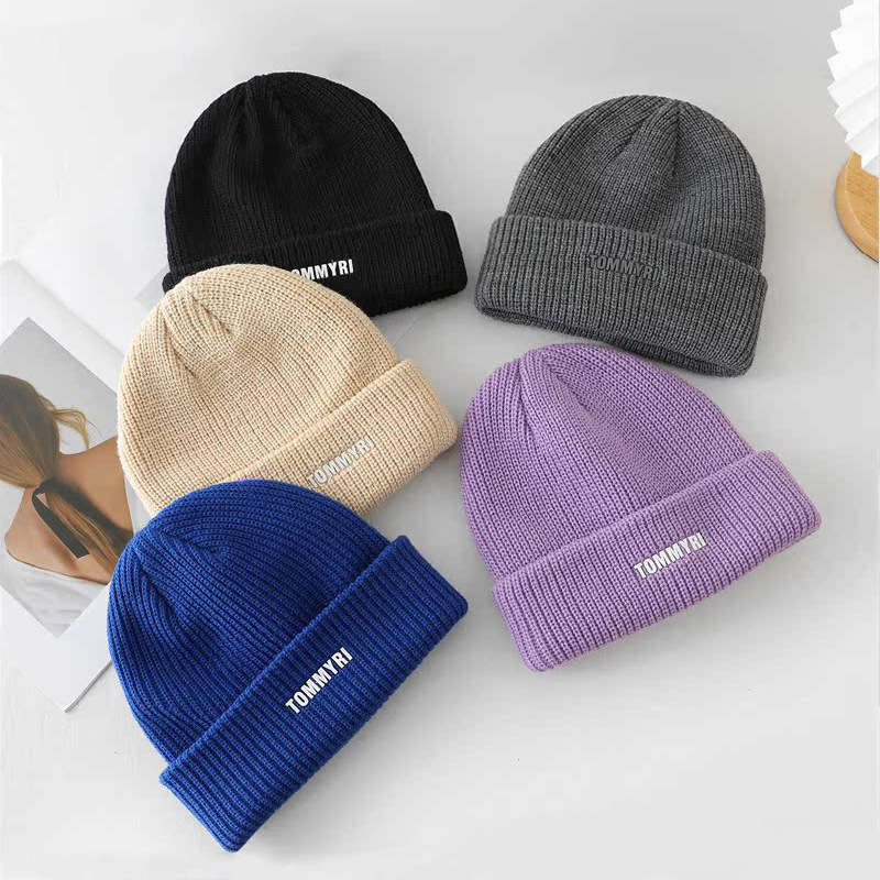 Korean version of the net red wool cap children's face small autumn and winter face white Klein blue knitted cap all-match ear protection cold cap