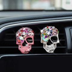 Skull Head Air Vent Perfume Clip Car Air Conditioner Decorative Ornament Aromatherapy Crystal Car Interior Accessory Hanging Pendant