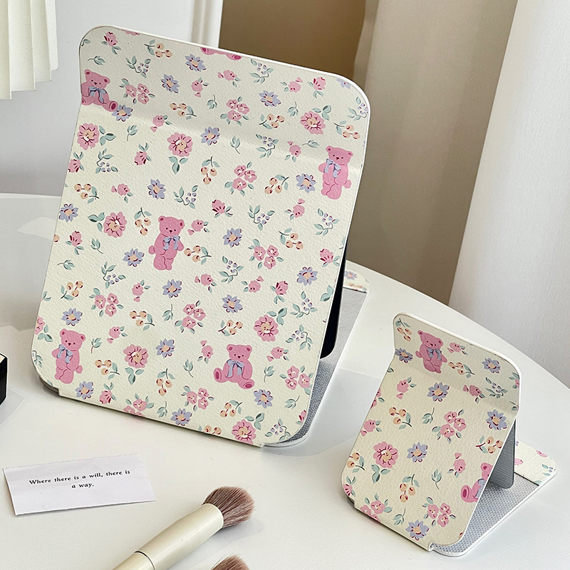 Espejo plegable de dibujos animados de escritorio de pie espejo de maquillaje dormitorio de estudiantes lindo portátil mini espejo al por mayor
