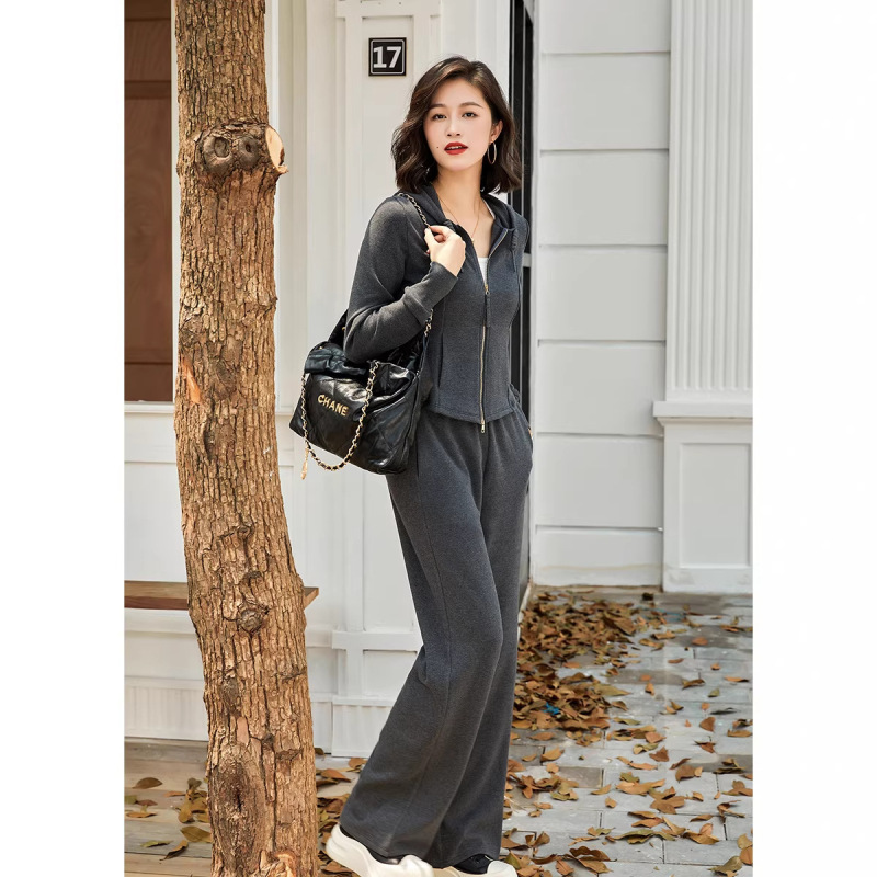 75309 New Autumn and Winter Women's Two-Piece Sweatshirt Set, Casual Two-Piece Set, Contains Wool and Mulberry Silk