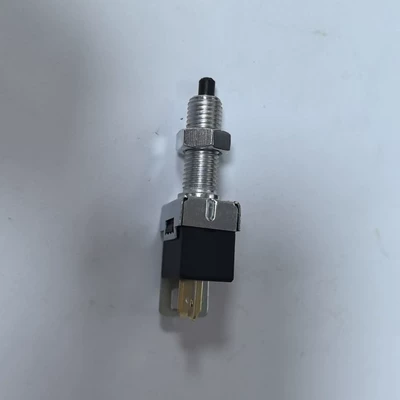 Suitable for Modern Brake Light Switch 0B001-66-490C 94851307 843403004030