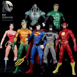 Набор 7 фигурок супергероев DC 18 см подвижные