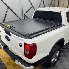 外国貿易アマokレンジャーF-150 ram hilux revoピカピカバックカバーロールカーテンカバー