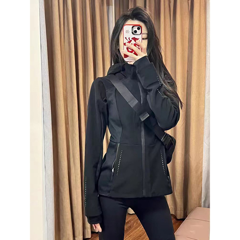 修身冲锋衣外套女2025新高级感显瘦长袖设计感瑜伽服上衣运动穿搭|undefined
