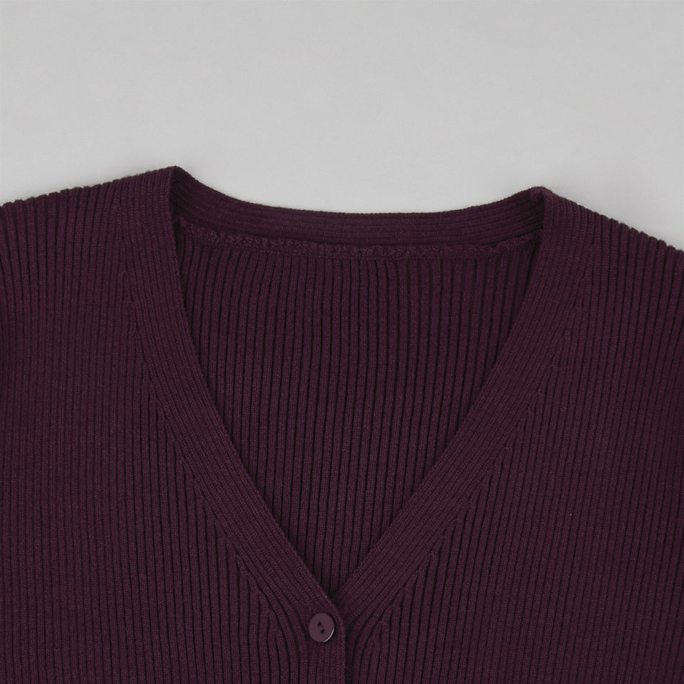 Bộ hai món áo cardigan dệt kim cổ chữ V gân sọc dài tay và chân váy dài cạp cao — Màu be, Màu tím chi tiết 7