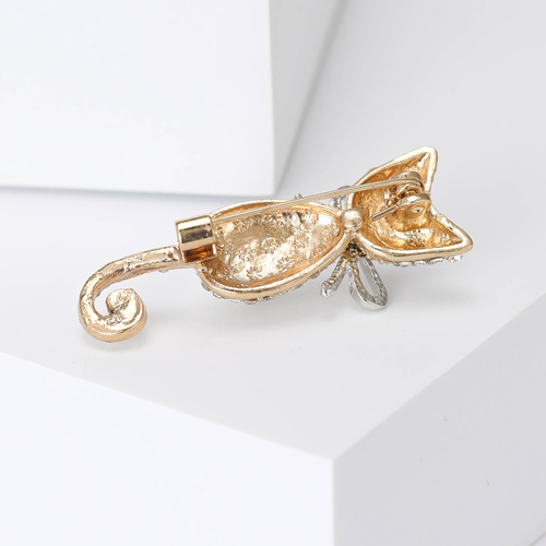 Korean style fashionable exquisite bow rhinestone cat brooch creative cute animal pin versatile clothing accessories